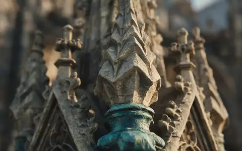 Extreme Makroaufnahme eines Materialdetails am Wahrzeichen Kölner Dom in Köln Deutschland, taktile Struktur und weiches - Foto: THN