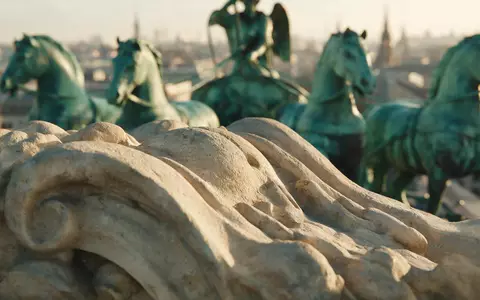 Extreme Makroaufnahme eines Materialdetails am Wahrzeichen Brandenburger Tor Berlin in Berlin Deutschland, taktile Struktur und - Foto: THN