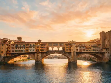 Fotorealistische Panoramaaufnahme von Ponte Vecchio Florenz in Florenz Italien, warmes Abendlicht auf Wahrzeichen - Foto: THN