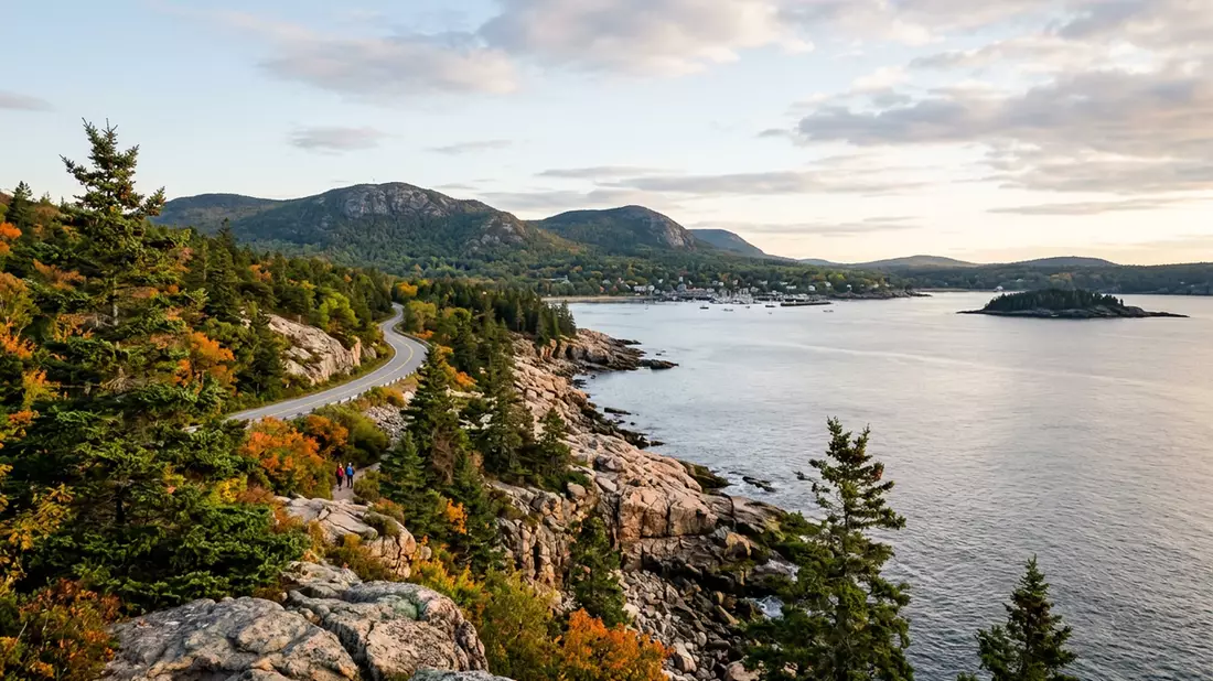 Editorial-Reisemagazinbild vom Wahrzeichen Acadia-Nationalpark in Bar Harbor, USA