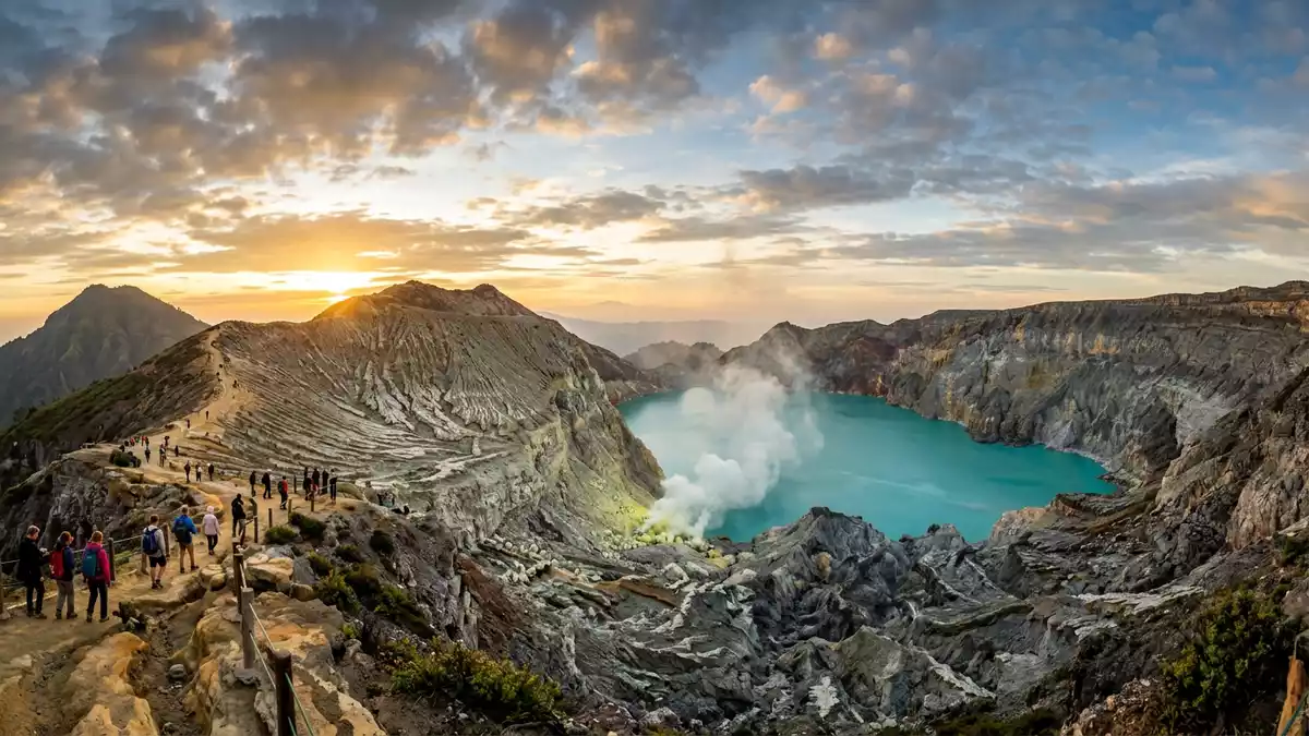 Fotorealistische Ansicht von Ijen-Krater in Banyuwangi, Indonesien im Abendlicht