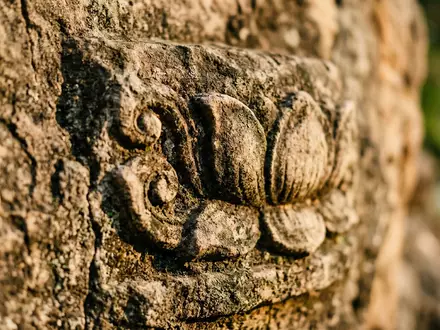 Extreme Makroaufnahme eines Materialdetails am Wahrzeichen Mekong-Ufer Luang Prabang in Luang Prabang Laos, taktile Struktur - Foto: THN