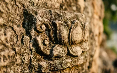 Extreme Makroaufnahme eines Materialdetails am Wahrzeichen Mekong-Ufer Luang Prabang in Luang Prabang Laos, taktile Struktur - Foto: THN
