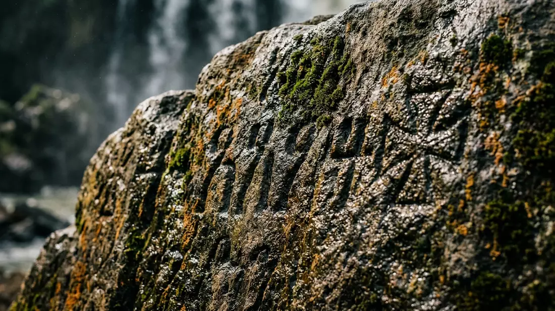 Makroaufnahme eines Materialdetails am Wahrzeichen Blauer Nil Wasserfall, Bahir Dar Athiopien