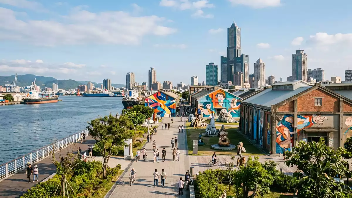 Editorial-Reisemagazinbild vom Wahrzeichen Pier-2 Art Center Kaohsiung in Kaohsiung, Taiwan