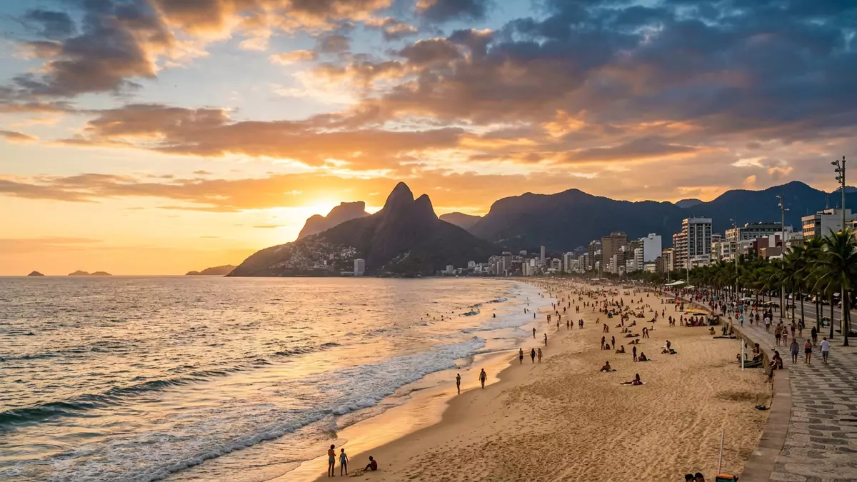 Fotorealistische Ansicht von Ipanema-Strand in Rio de Janeiro, Brasilien im Abendlicht