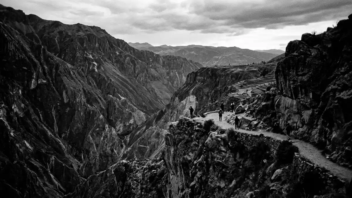 Schwarzweiss-Reportage vom Wahrzeichen Colca-Canyon in Chivay, Peru