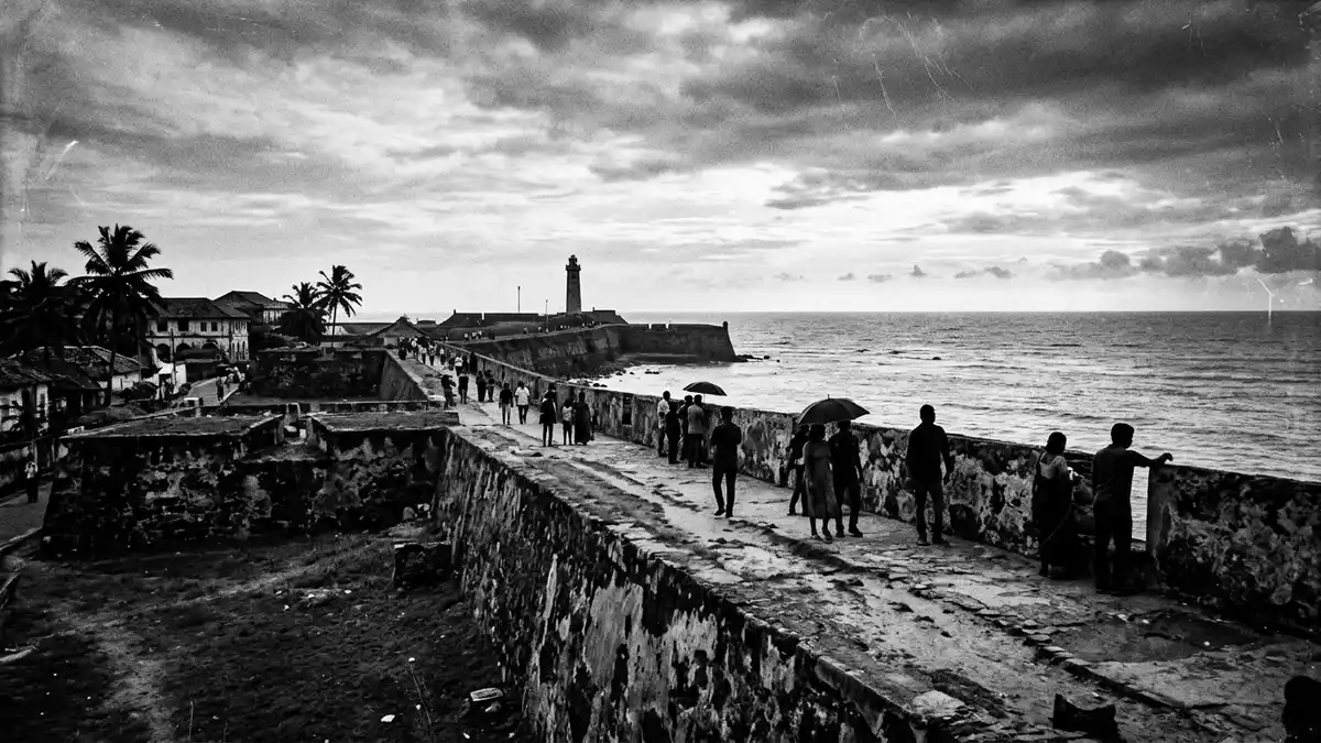 Schwarzweiss-Reportage vom Wahrzeichen Galle Fort in Galle, Sri Lanka