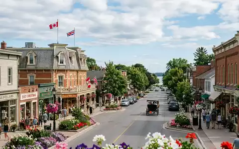 Editorialbild im Reisemagazin-Stil vom Wahrzeichen Niagara-on-the-Lake in Niagara-on-the-Lake Kanada, ausgewogene Bildgestaltung und natuerliches Umgebungslicht - Foto: THN