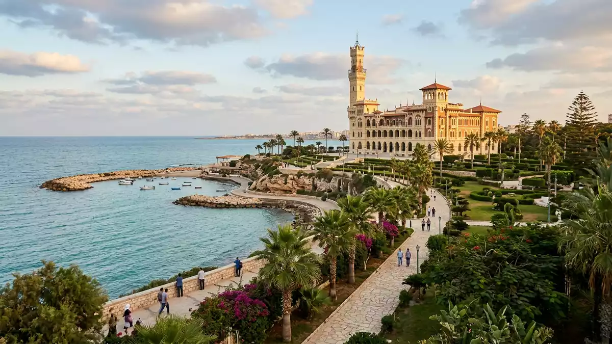 Editorial-Reisemagazinbild vom Wahrzeichen Montaza-Palast in Alexandria, Agypten