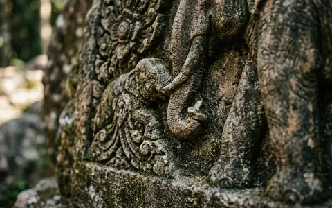 Extreme Makroaufnahme eines Materialdetails am Wahrzeichen Elephant Nature Park in Chiang Mai Thailand, taktile Struktur - Foto: THN
