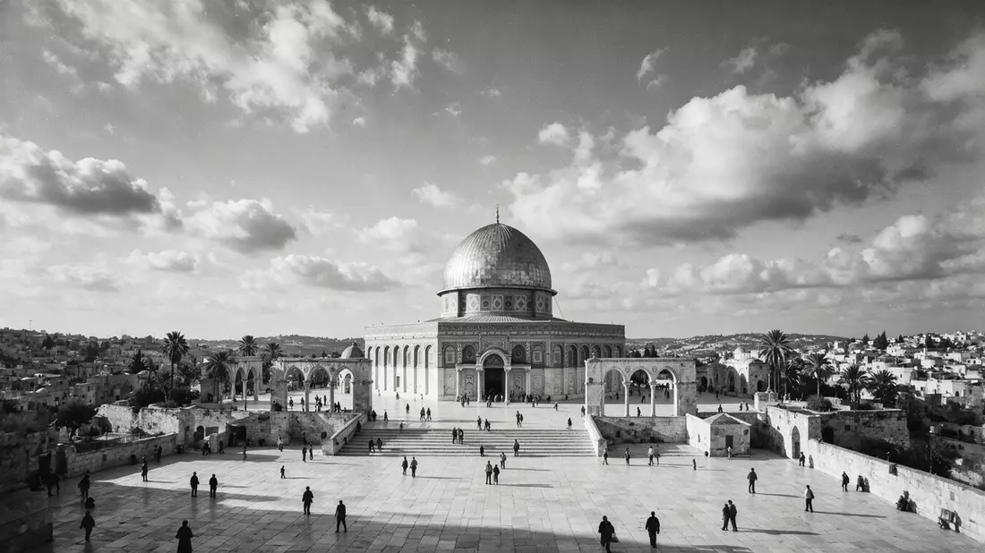 Schwarzweiss-Reportage vom Wahrzeichen Felsendom Jerusalem in Jerusalem, Israel