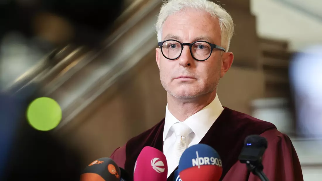 Das unprofessionelle Vorgehen der Angeklagten habe bei den Ermittlungen geholfen, sagte Biehl. - Bild: Christian Charisius/dpa