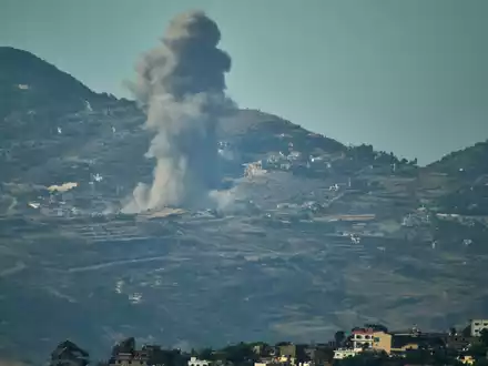 Nach Darstellung Israels hat die Hisbollah zuvor gegen die Waffenruhe verstoßen (Archivbild).  - Foto: Leo Correa/AP/dpa