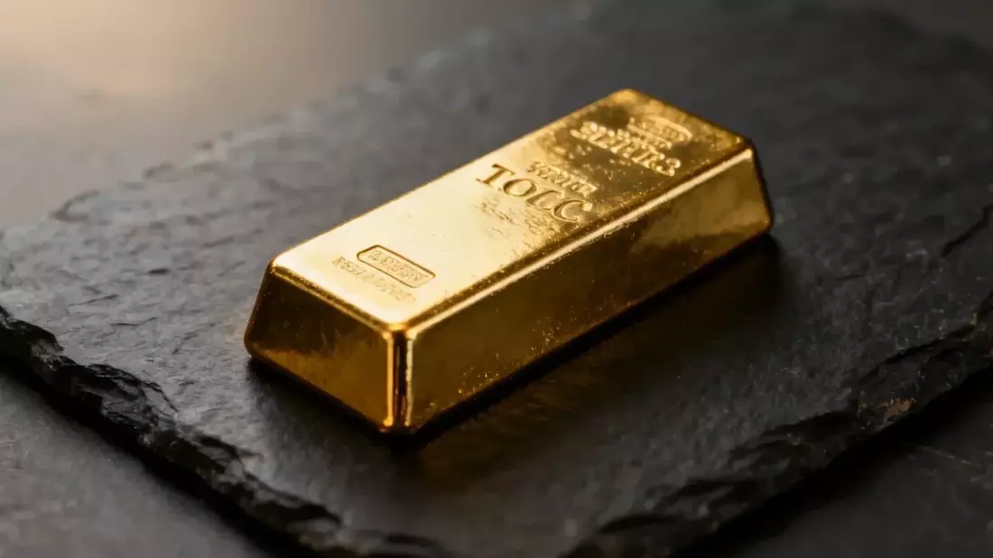 Gold Hits $4,294 on Hormuz Deal Hopes; Central Bank Buying Hits Record Q2