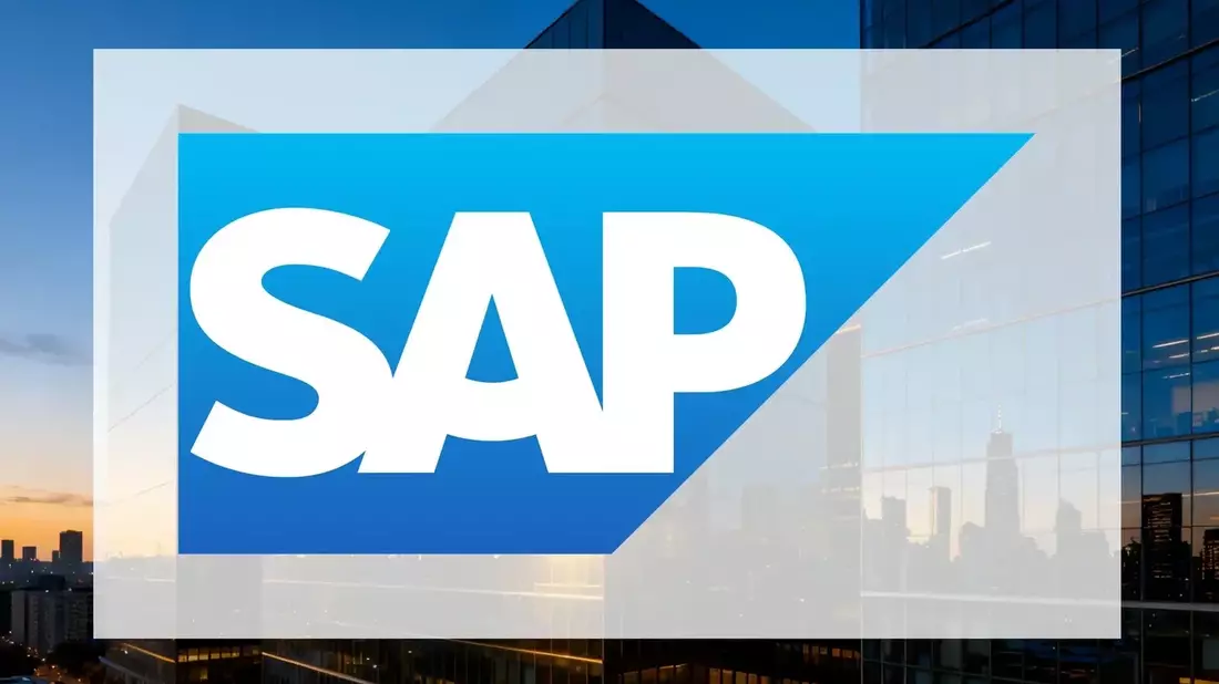 SAP's AI Strategy Pays Off: Stock Rebounds 33% After Guidance Cut