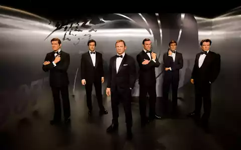 Wer wird sich dazugesellen? Der nächste James-Bond-Darsteller soll noch dieses Jahr verkündet werden. - Foto: Madame Tussauds/dpa
