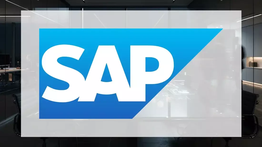 SAP Stock Rebound: Cloud Backlog Growth and AI Strategy Amid Investor Caution