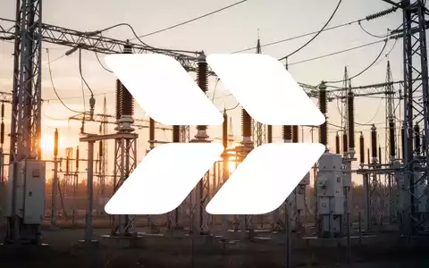 Moderne Hochspannungsinfrastruktur in der Morgendämmerung als Symbol für den Energiesektor. - Foto: über boerse-global.de