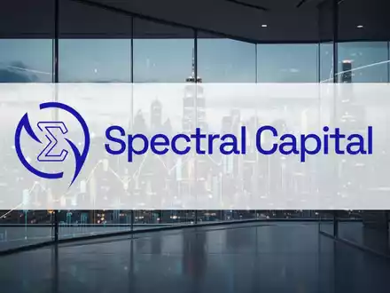 Abstrakte Darstellung von schnellem Kapitalwachstum und finanzieller Dynamik in einem modernen BĂŒrogebĂ€ude. - Foto: ĂŒber boerse-global.de