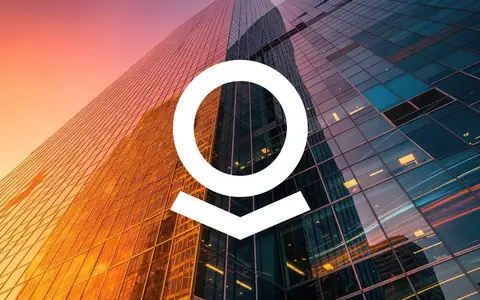 Abstrakte Darstellung eines modernen Hochhauses im Morgenlicht als Symbol für Marktwachstum und technologische Dynamik. - Foto: über boerse-global.de