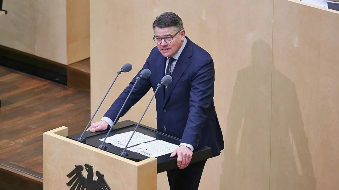 Frei: Rhein könnte gutes Staatsoberhaupt sein
