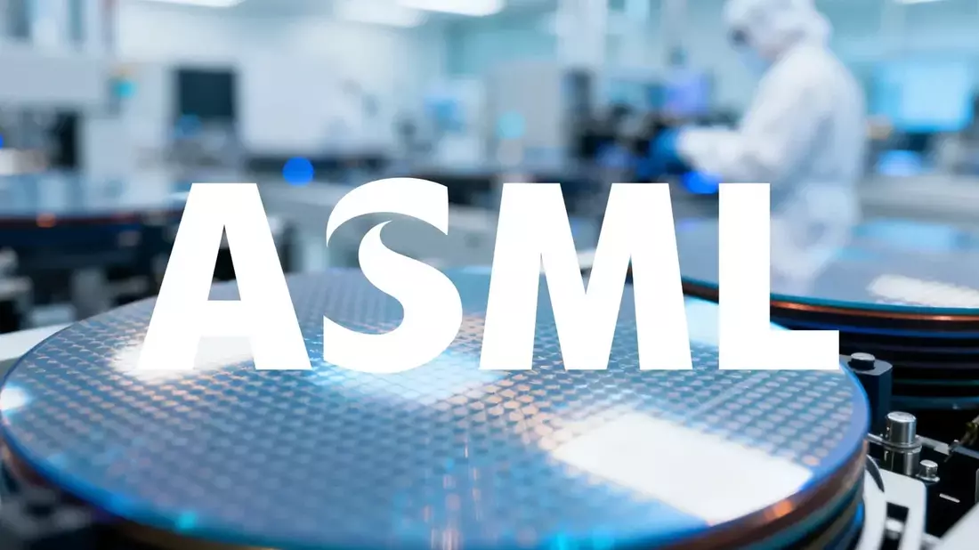 ASML Stock Draws Analyst Praise Despite China Risks and Share Dip