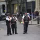 Vier Männer wurden verletzt, konnten inzwischen jedoch allesamt aus dem Krankenhaus entlassen werden. - Bild: James Manning/PA Wire/dpa
