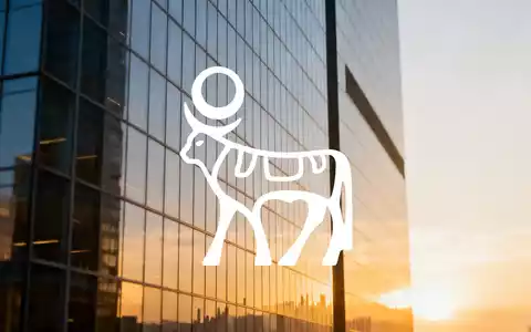 Abstrakte Architektur eines modernen Bürogebäudes im Sonnenaufgang als Symbol für positive Marktentwicklungen. - Foto: über boerse-global.de
