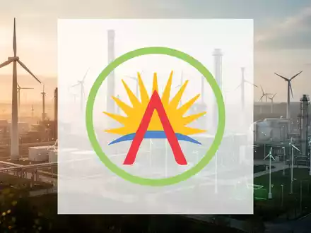 Moderne Industrieanlage für nachhaltige Energietechnologien bei Sonnenuntergang - Foto: über boerse-global.de
