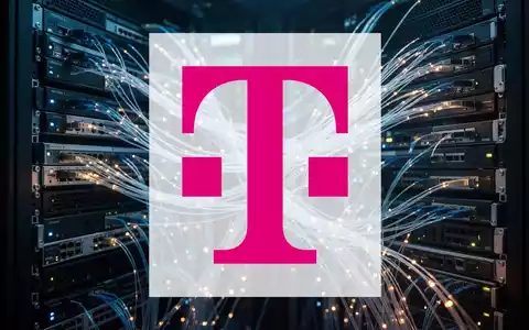 Abstrakte Glasfaserkabel in einer modernen Serverumgebung als Symbol für die Telekommunikationsbranche. - Foto: über boerse-global.de