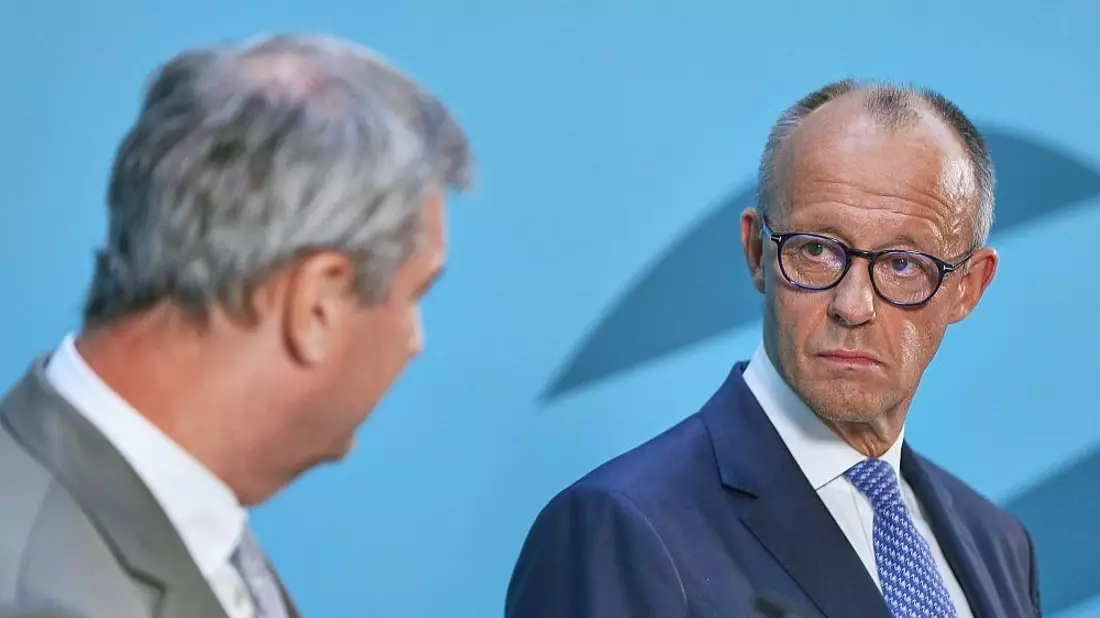 Infratest: Union verliert - AfD erklimmt neues Rekordhoch