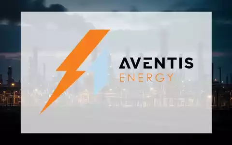 Abstrakte Darstellung eines industriellen Energiefeldes bei Dämmerung mit stimmungsvoller Beleuchtung. - Foto: über boerse-global.de