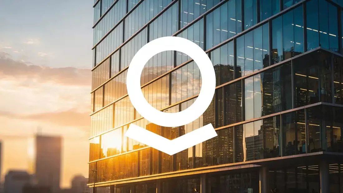 Palantir Q2 2026: Record Profit, Insider Sales, and Valuation Debate