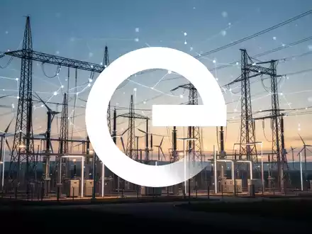 Moderne elektrische Infrastruktur bei Sonnenaufgang als Symbol für Energieeffizienz und finanzielle Stabilität. - Foto: über boerse-global.de