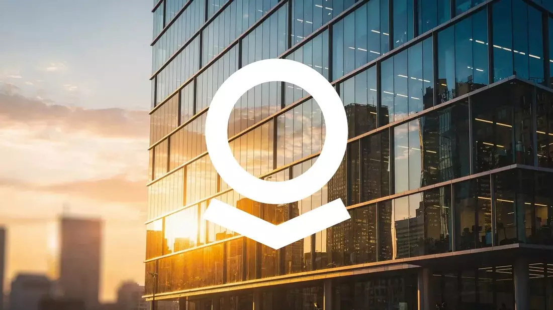 Palantir Q2 Results: Record Revenue vs Insider Selling and Valuation Concerns