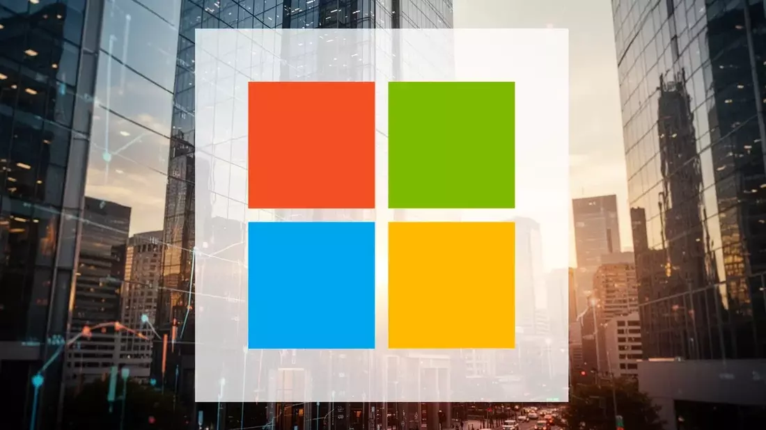 Microsoft Insider Sell vs Institutional Buying: AI-Driven Stock at Crossroads