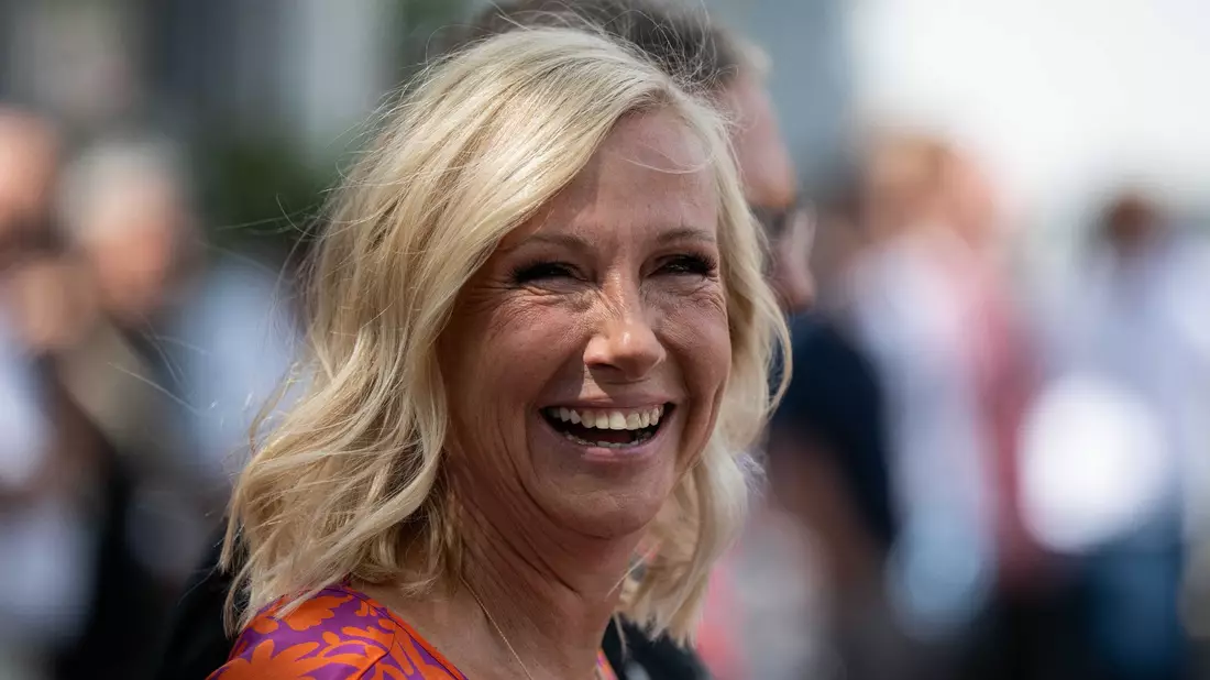 Andrea Kiewel ist das Gesicht und die beliebte Moderatorin der populären Show «ZDF-Fernsehgarten». (Archivbild) - Bild: Hannes P. Albert/dpa