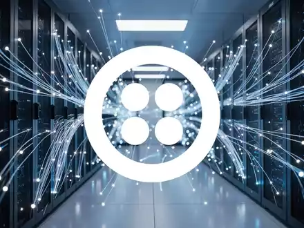 Abstrakte Darstellung einer modernen Cloud-Infrastruktur mit leuchtenden Lichtleitern und positiver Marktstimmung - Foto: über boerse-global.de