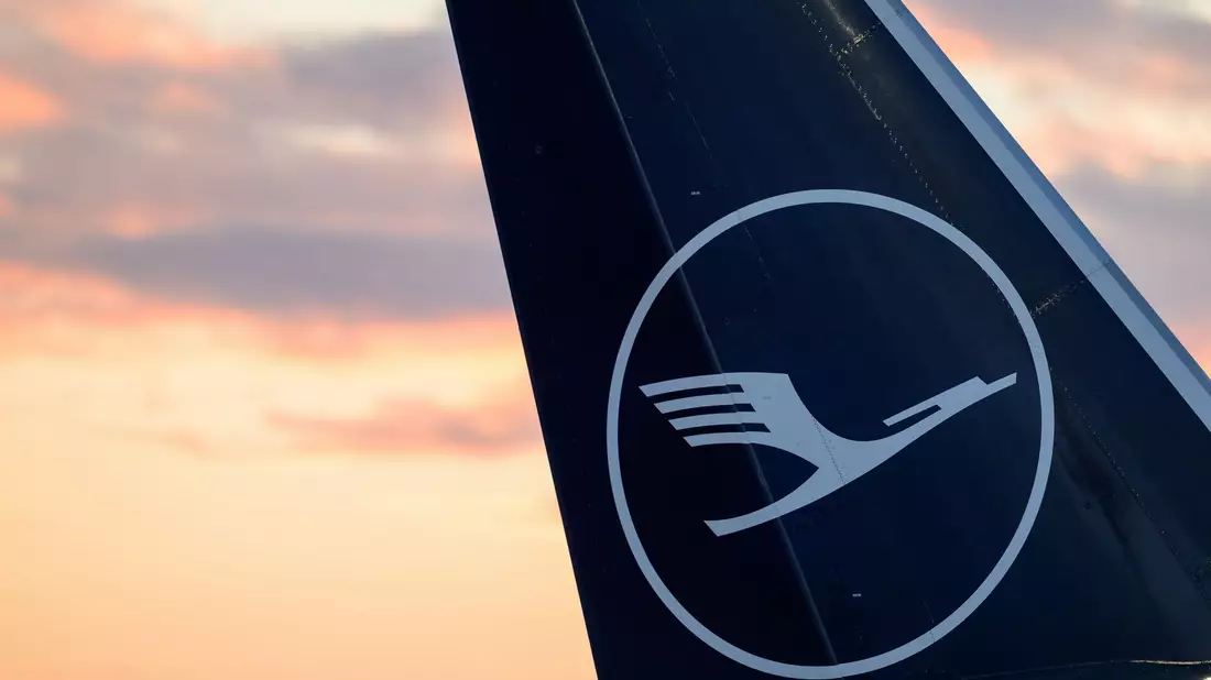 Der Lufthansa-Flieger landete in der Republik Kongo. (Symbolbild) - Bild: Hannes P. Albert/dpa