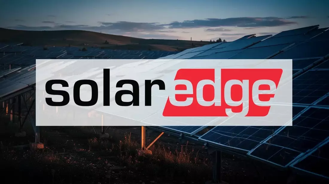SolarEdge Stock Plunges 25% Despite Q2 Profit Beat as Q3 Guidance Disappoints