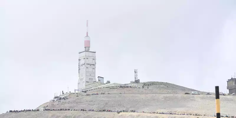 Der Mont Ventoux gehörte erstmals zum Programm der Frauen-Tour. (Archivbild) - Foto: David Stockman/BELGA/dpa