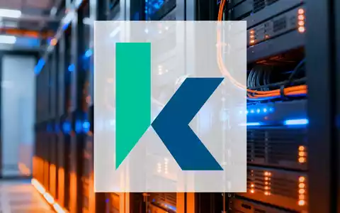 Moderne industrielle Serverinfrastruktur mit atmosphärischer Beleuchtung als Symbol für technologische Industriebranchen. - Foto: über boerse-global.de