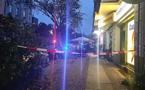 Polizei in der Berliner Graefestraße am 07.08.2026 - Foto: via dts Nachrichtenagentur