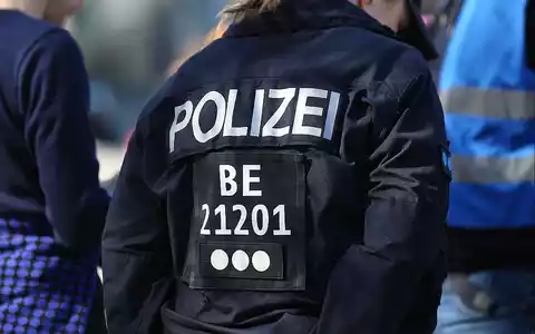 Polizistin (Archiv) - Foto: via dts Nachrichtenagentur
