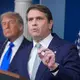 Der frühere Trump-Anwalt Todd Blanche soll im Amt des Justizministers bleiben. (Archivbild) - Bild: Manuel Ceneta/AP/dpa