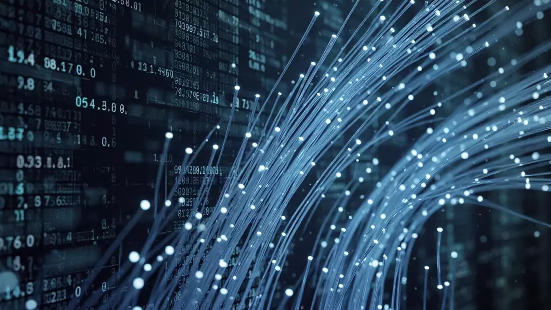 Solana: Flash Trade schließt, BlackRock treibt tokenisierte Aktien