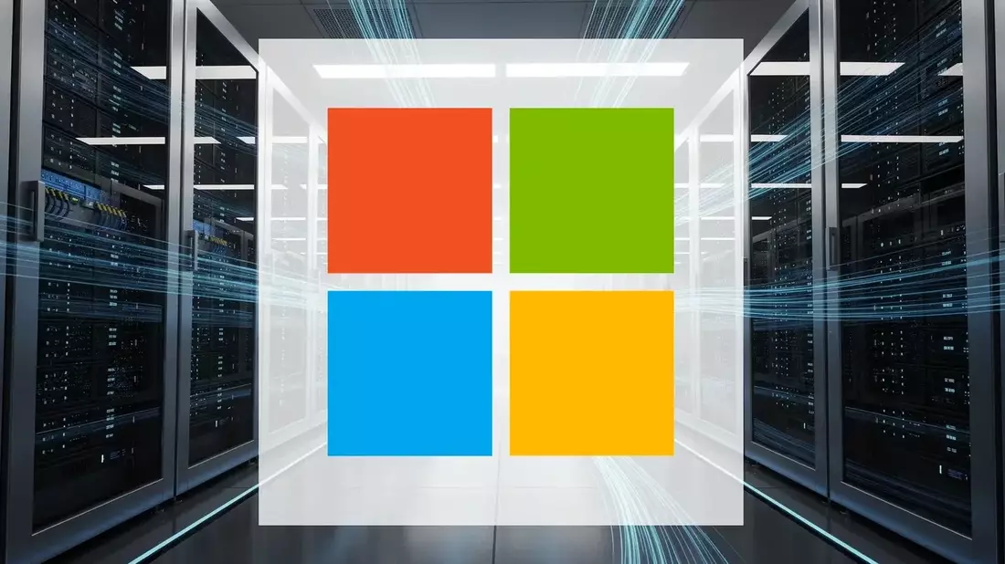 Microsoft's $678B Backlog vs Insider Sales: AI Growth or Overheat?