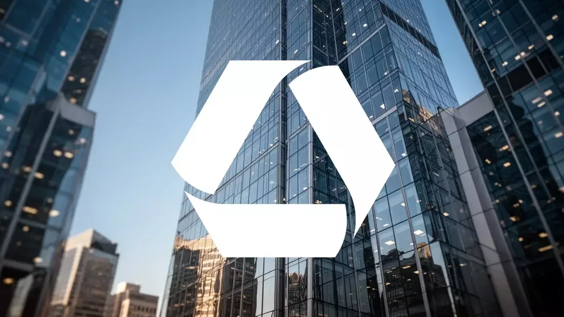 Commerzbank Q2 Profit Surges, Raises 2026 Outlook Amid UniCredit Talks