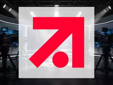 Abstraktes, stimmungsvolles Fernsehstudio mit dramatischem Licht zur Symbolisierung der Medienbranche. - Foto: über boerse-global.de